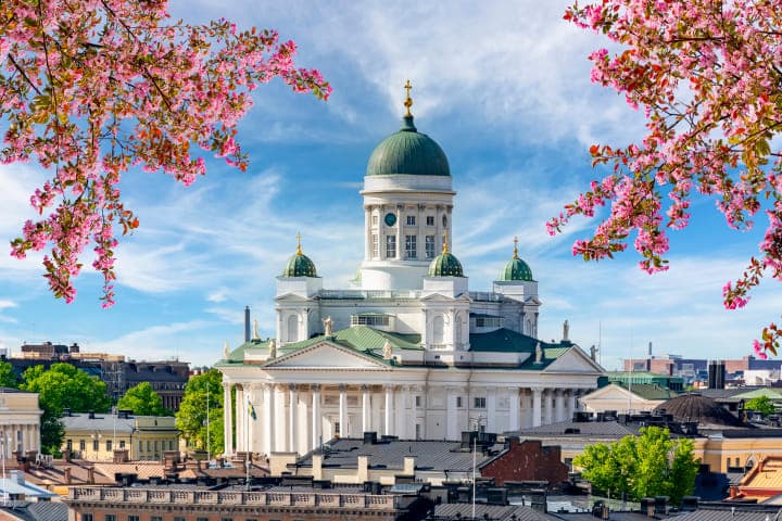 City & Food Tour durch Helsinki thumbnail